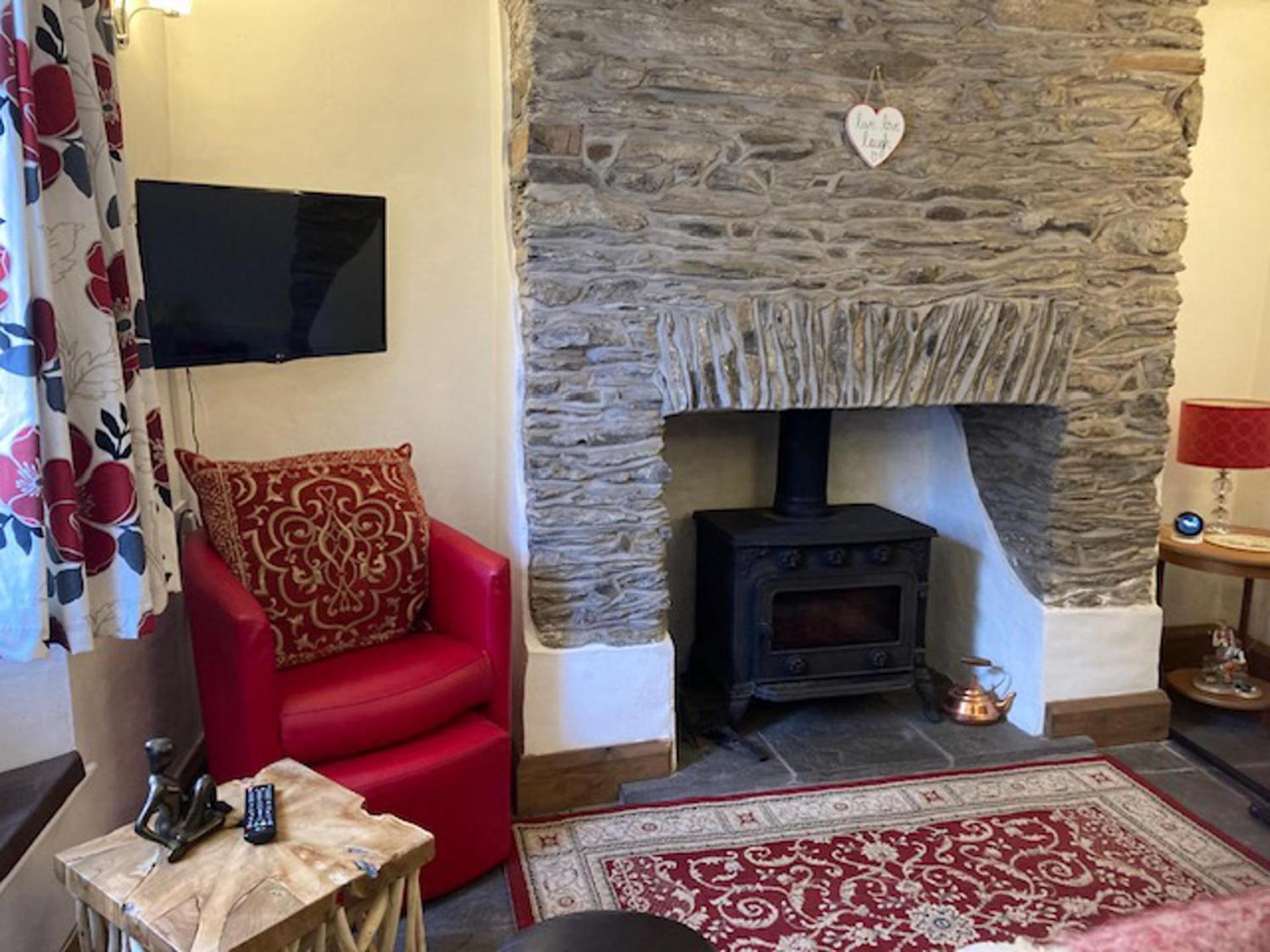 Stable - - Sleeps 4 - Pet Allowed